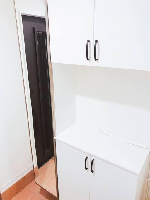 Spacious 120m2/4 Bedrooms/2 Toilets/free Parking Apartemen *