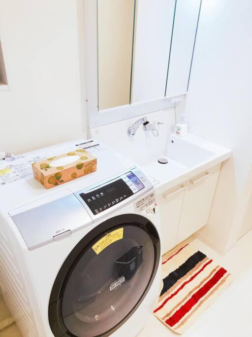 Spacious 120m2/4 Bedrooms/2 Toilets/free Parking Apartemen Osaka