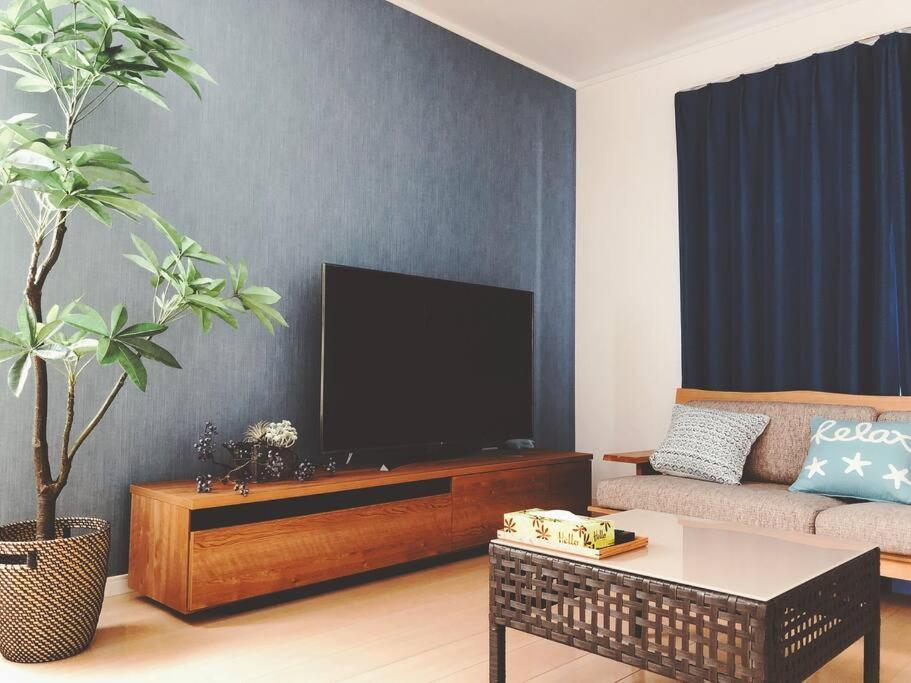 Apartemen Spacious 120m2/4 Bedrooms/2 Toilets/free Parking *