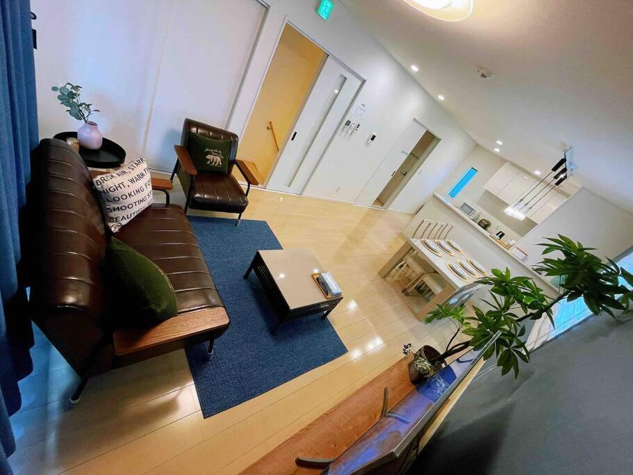 Apartemen Spacious 120m2/4 Bedrooms/2 Toilets/free Parking